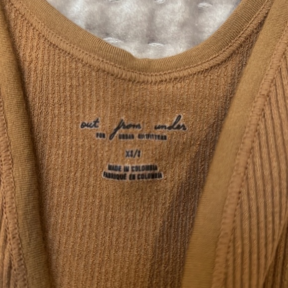 Urban Outfitters Tank - Picture 2 of 7